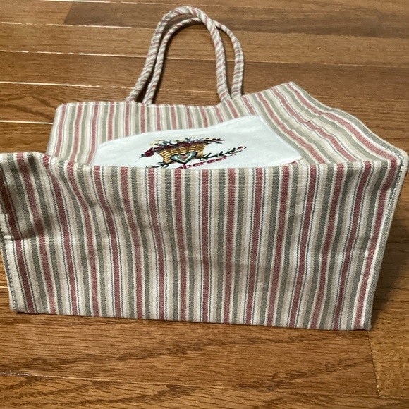 Longaberger Bundle - Bag and Canister Crock (NWOT) - Picture 5 of 15